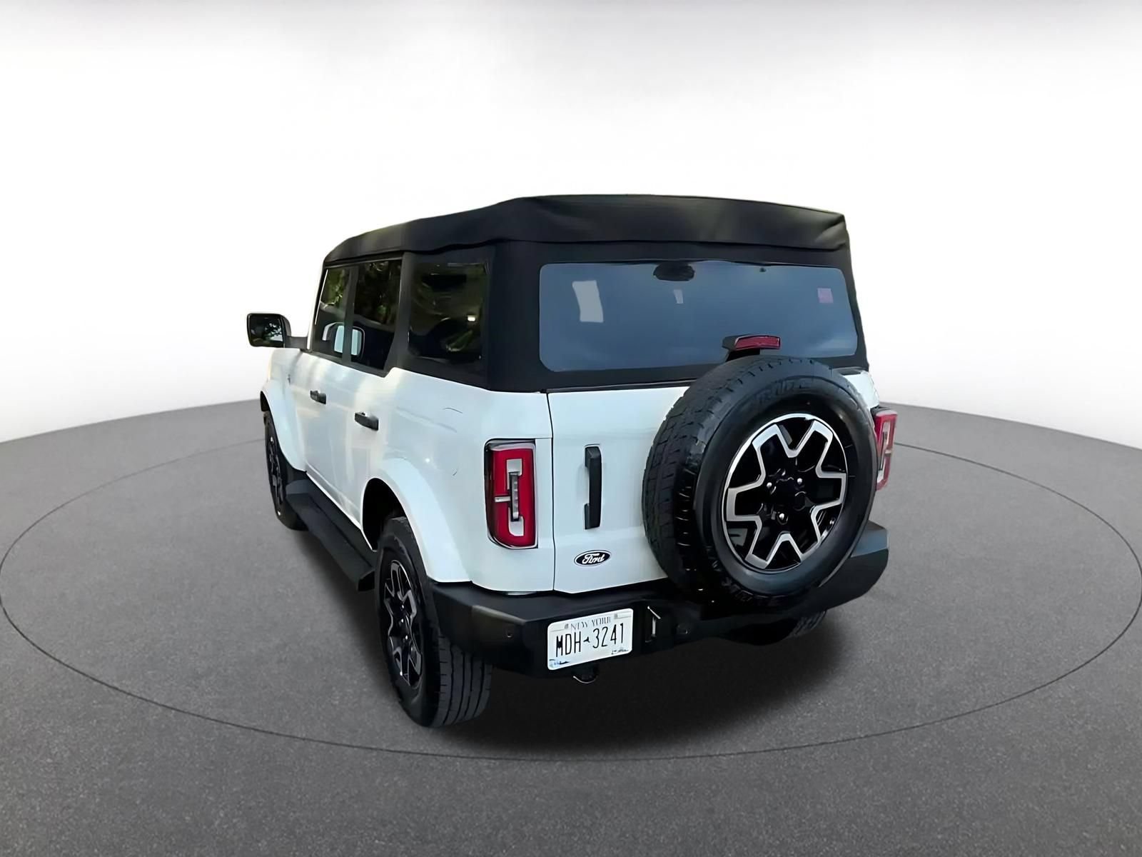 Used 2026 Ford Bronco Outer Banks AWD/4WD image 14