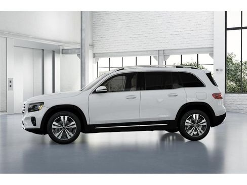 Certified 2025 Mercedes-Benz GLB 250 4MATIC image 35