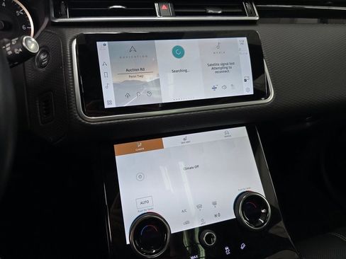 Used 2023 Land Rover Range Rover Velar S image 6