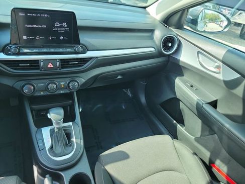 Used 2024 Kia Forte LXS FWD image 15