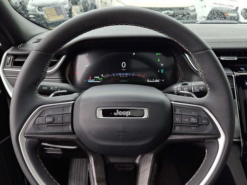 Used 2024 Jeep Grand Cherokee Limited 4xe AWD/4WD image 22