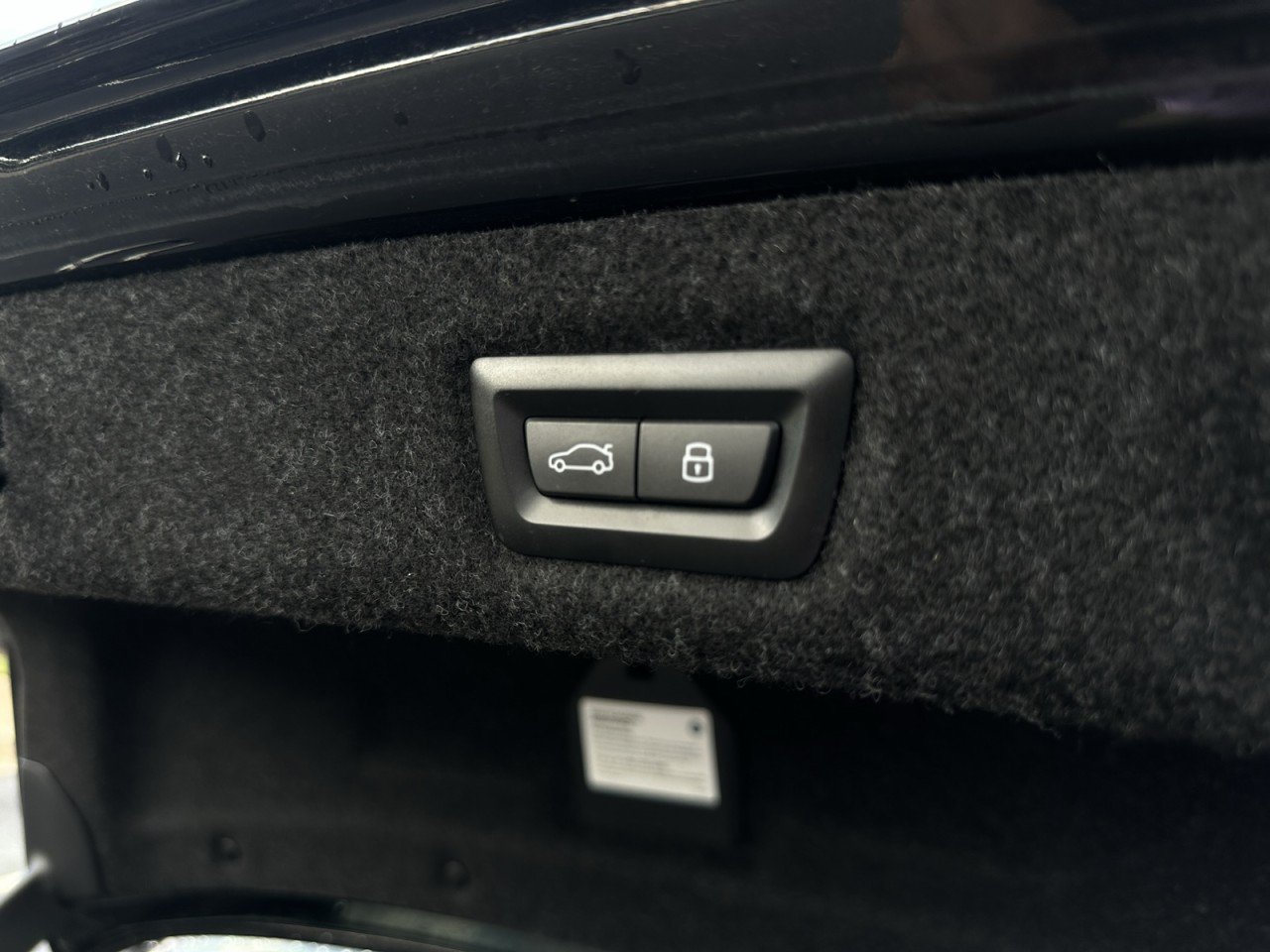 Used 2023 BMW 540i w/ M Sport Package RWD image 10