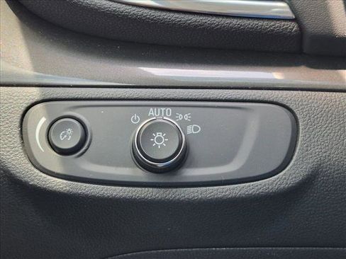 Used 2019 Buick Encore Preferred FWD image 15
