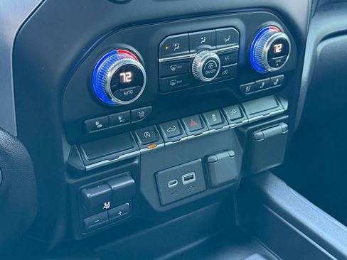 Used 2020 GMC Sierra 1500 SLT w/ SLT Convenience Package image 23