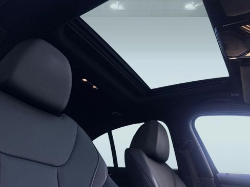 Used 2019 BMW 330i Sedan image 14