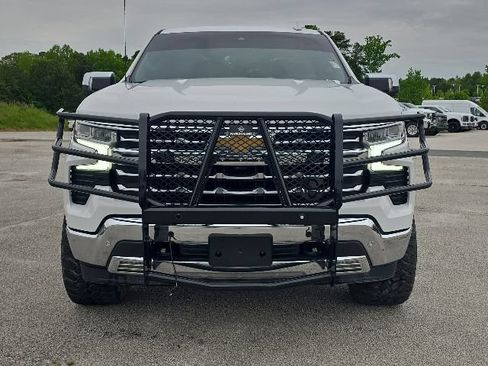 Used 2023 Chevrolet Silverado 1500 LTZ AWD/4WD image 8