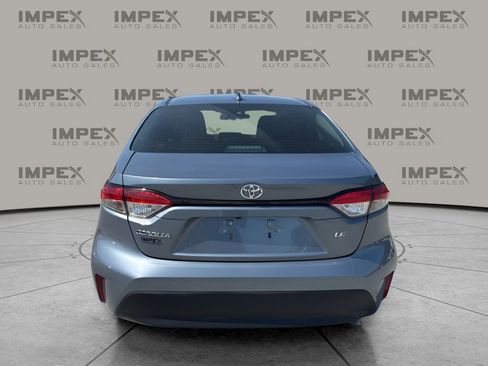 Used 2024 Toyota Corolla LE image 4