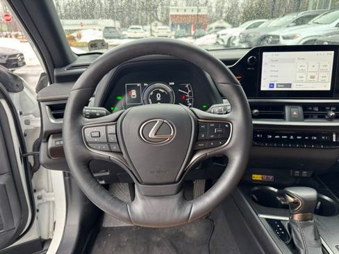 Used 2024 Lexus UX 250h 250h Premium image 14