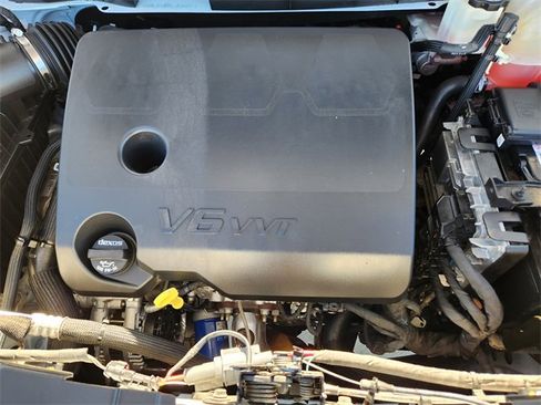 Certified 2022 Chevrolet Traverse LS image 29