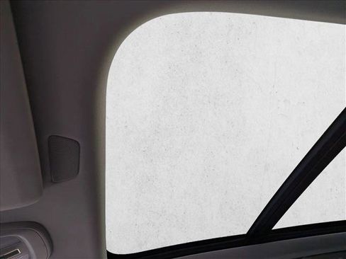 Certified 2025 Volvo XC90 B6 Plus w/ Protection Package Premier image 15