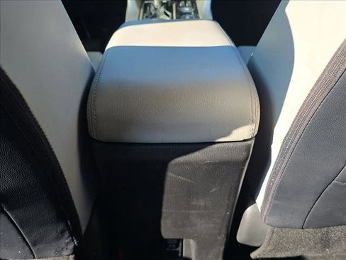 Used 2023 Mitsubishi Eclipse Cross SEL image 18