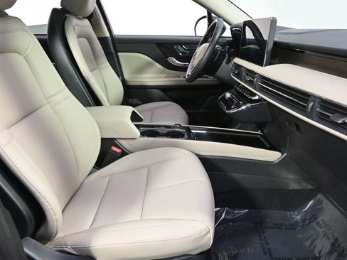 New 2026 Lincoln Corsair Reserve w/ Jet Appearance Package image 16