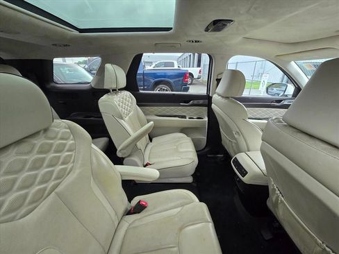 Used 2020 Hyundai Palisade Limited FWD image 8