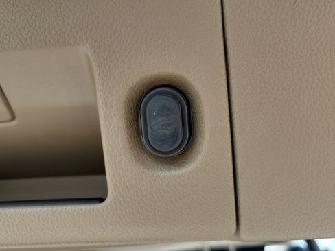 Used 2020 GMC Yukon XL SLT RWD image 18