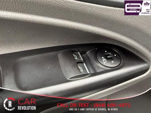 Used 2022 Ford Transit Connect XL image 30