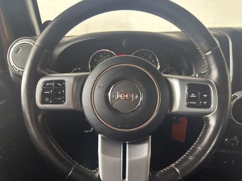 Used 2011 Jeep Wrangler Unlimited 70th Anniversary w/ Dual Top Group image 16