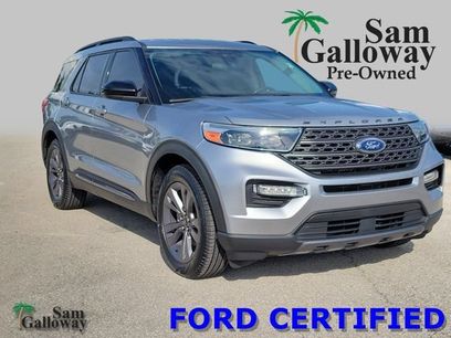 Certified 2022 Ford Explorer XLT w/ Equipment Group 202A