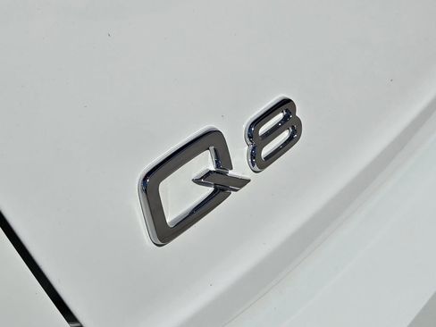 Certified 2022 Audi Q8 Premium Plus w/ Premium Plus Package image 13