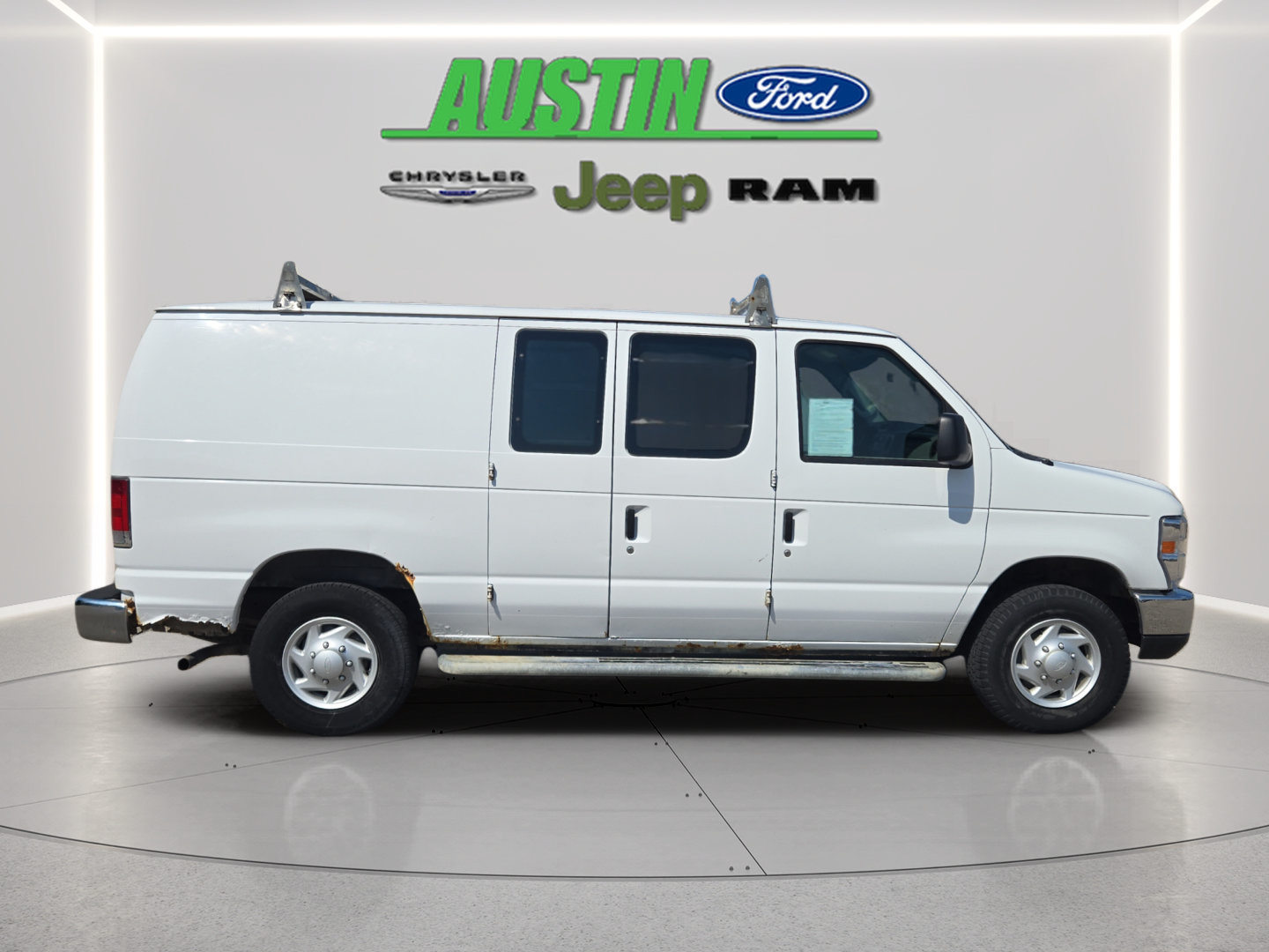 Used 2009 Ford E-250 and Econoline 250 RWD image 6