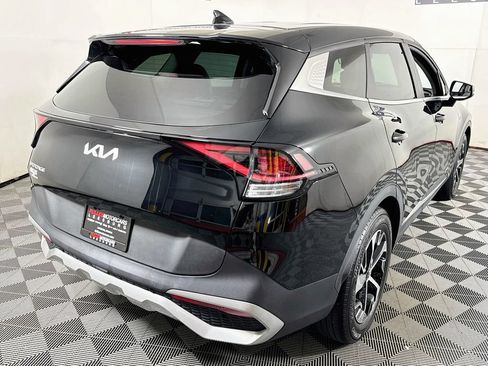 Used 2023 Kia Sportage EX FWD image 7