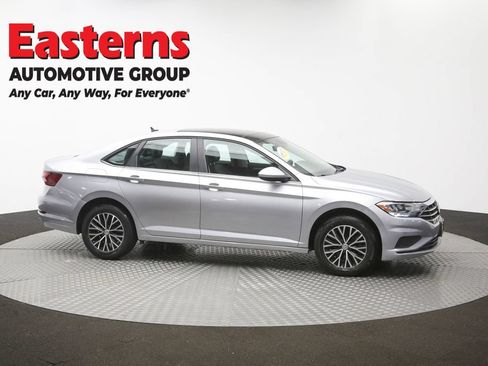 Used 2020 Volkswagen Jetta SE w/ SE Cold Weather Package FWD image 47