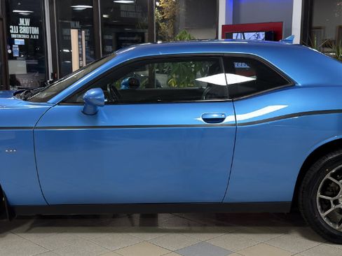 Used 2018 Dodge Challenger GT image 12