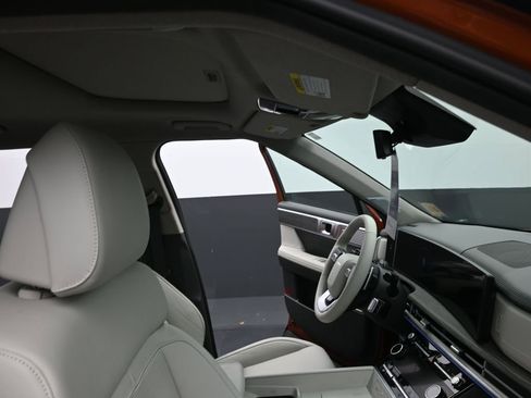 Used 2025 Hyundai Santa Fe Limited image 31