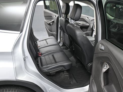 Used 2019 Ford Escape SEL image 18