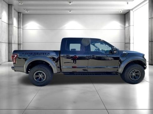 Used 2018 Ford F150 Raptor w/ Equipment Group 802A Luxury AWD/4WD image 9
