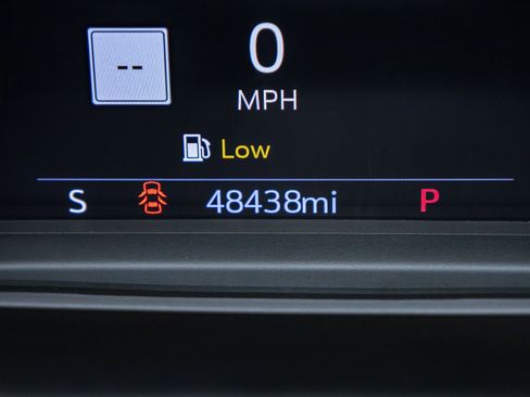 Used 2022 Chevrolet Silverado 1500 High Country image 16