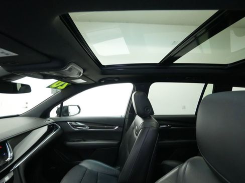 Used 2020 Cadillac XT6 Sport image 21