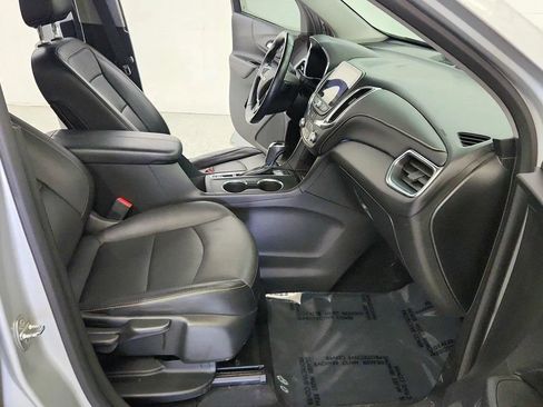 Used 2019 Chevrolet Equinox Premier AWD/4WD image 28