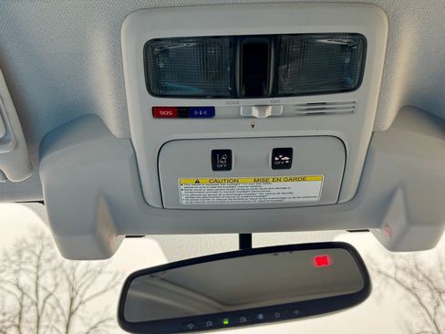 Used 2016 Subaru Forester 2.5i Touring w/ Eyesight & Navigation System image 27