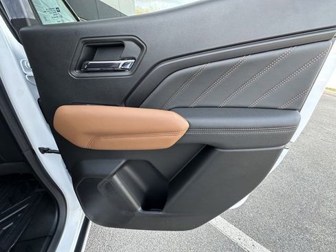 New 2026 GMC Canyon AT4 w/ AT4 Premium Package image 23