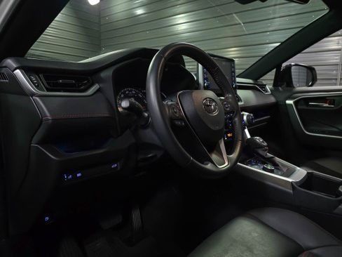 Used 2022 Toyota RAV4 XSE image 10