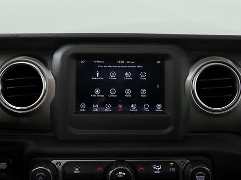 Used 2021 Jeep Wrangler Unlimited Sahara AWD/4WD image 20