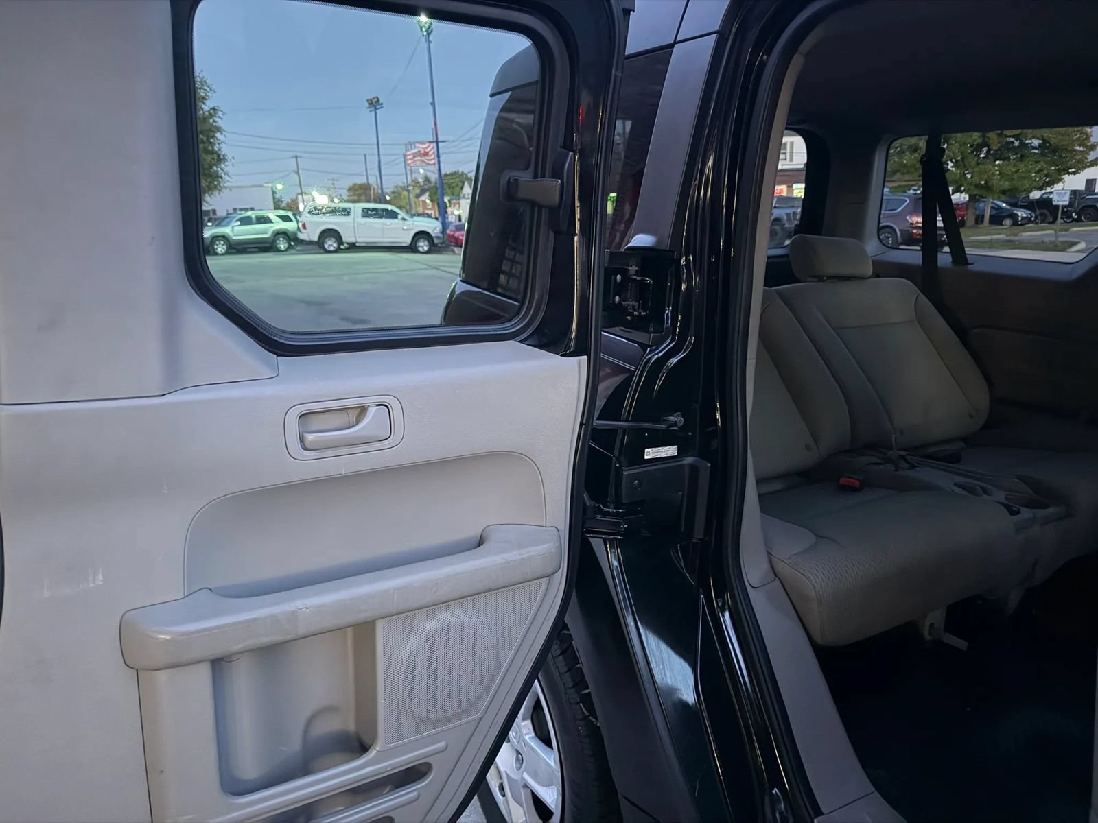 Used 2011 Honda Element LX image 19