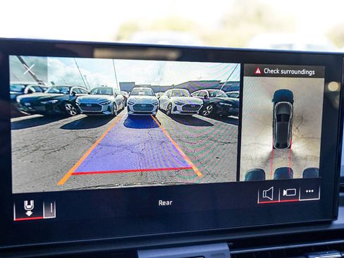 Certified 2025 Audi Q5 2.0T Premium Plus image 15