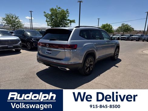 New 2026 Volkswagen Atlas SE FWD image 5
