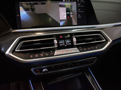 Used 2022 BMW X5 M50i w/ Executive Package AWD/4WD image 17
