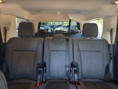 Used 2022 Ford Expedition XLT image 5