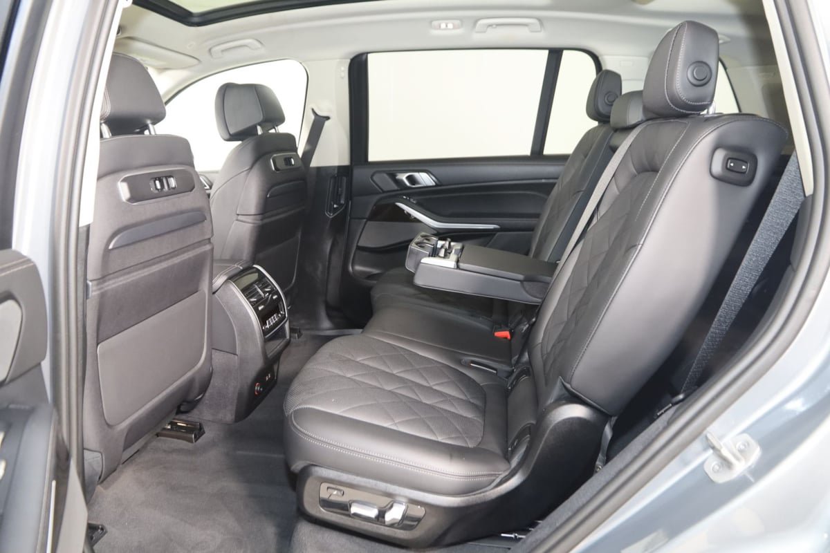 Used 2024 BMW X7 xDrive40i AWD/4WD image 59