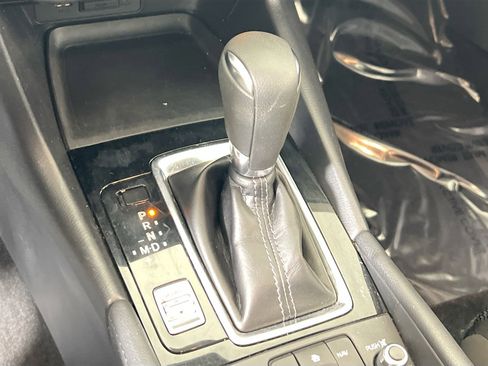 Used 2018 MAZDA MAZDA3 Sport w/ Preferred Equipment Package image 16