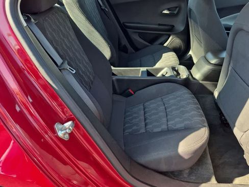 Used 2015 Chevrolet Volt FWD image 20