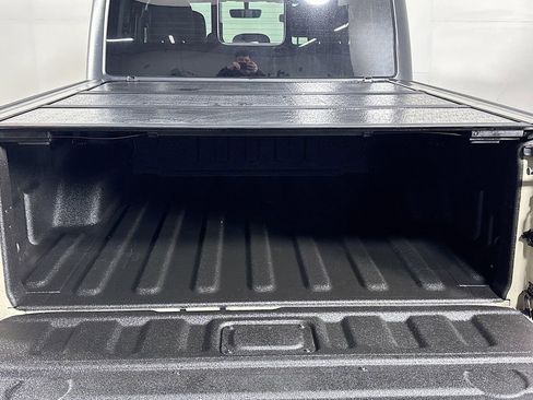 Used 2020 Jeep Gladiator Mojave image 21