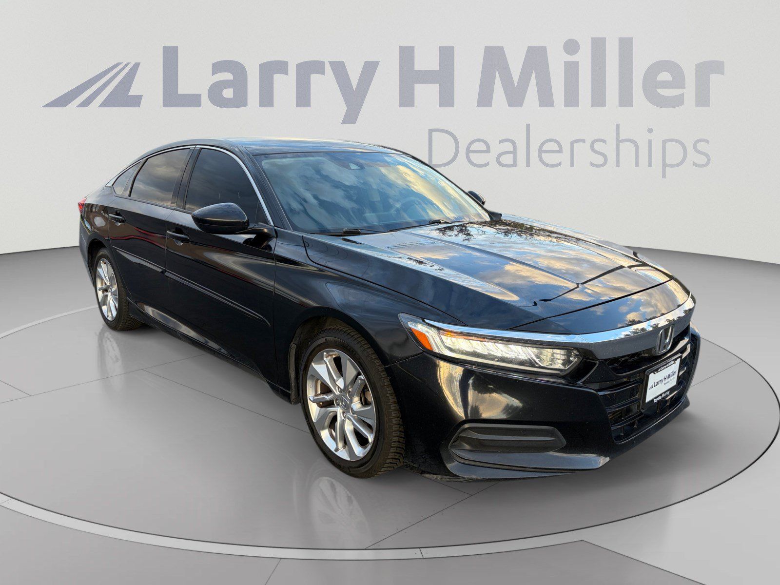 Used 2019 Honda Accord LX image 7