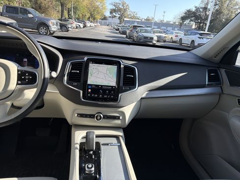 Certified 2023 Volvo XC90 B5 Core w/ Protection Package Premier image 31