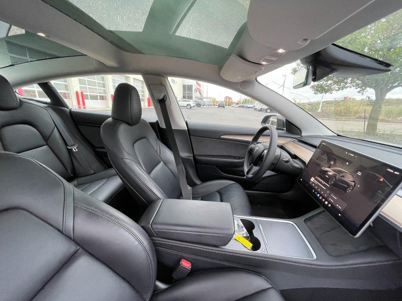 Used 2023 Tesla Model 3 Long Range AWD/4WD image 4