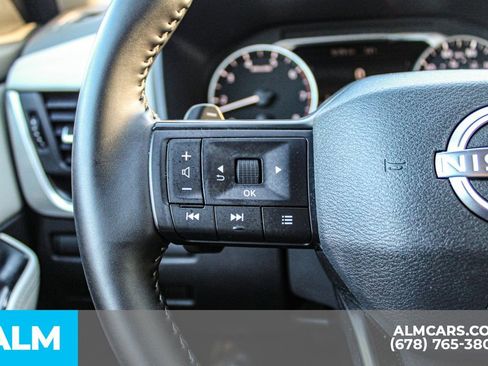 Used 2025 Nissan Rogue SV image 26