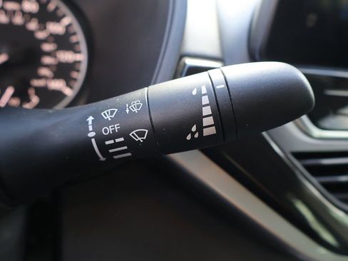 Used 2024 Nissan Altima 2.5 SR w/ SR Premium Package image 44